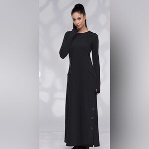Chic Black Long Sleeve Maxi Dress